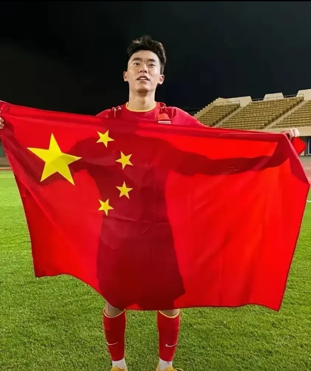 关于国家队迎来关键一役，士气高昂的信息